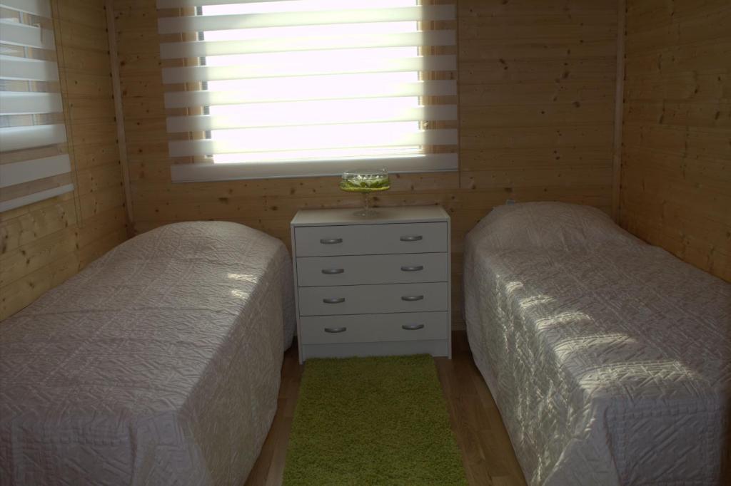 Saint-Dalmas Les Chalets Fleurs De France - Kota חדר תמונה
