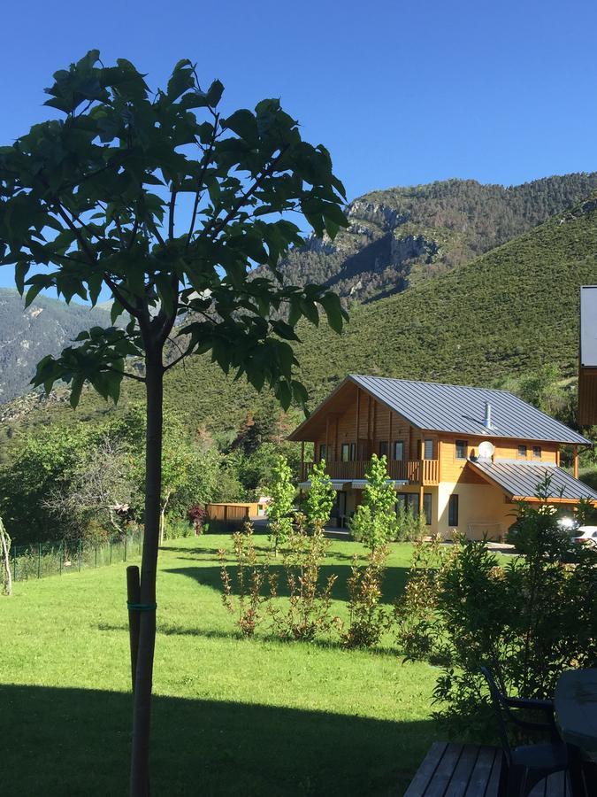 Saint-Dalmas Les Chalets Fleurs De France - Kota מראה חיצוני תמונה